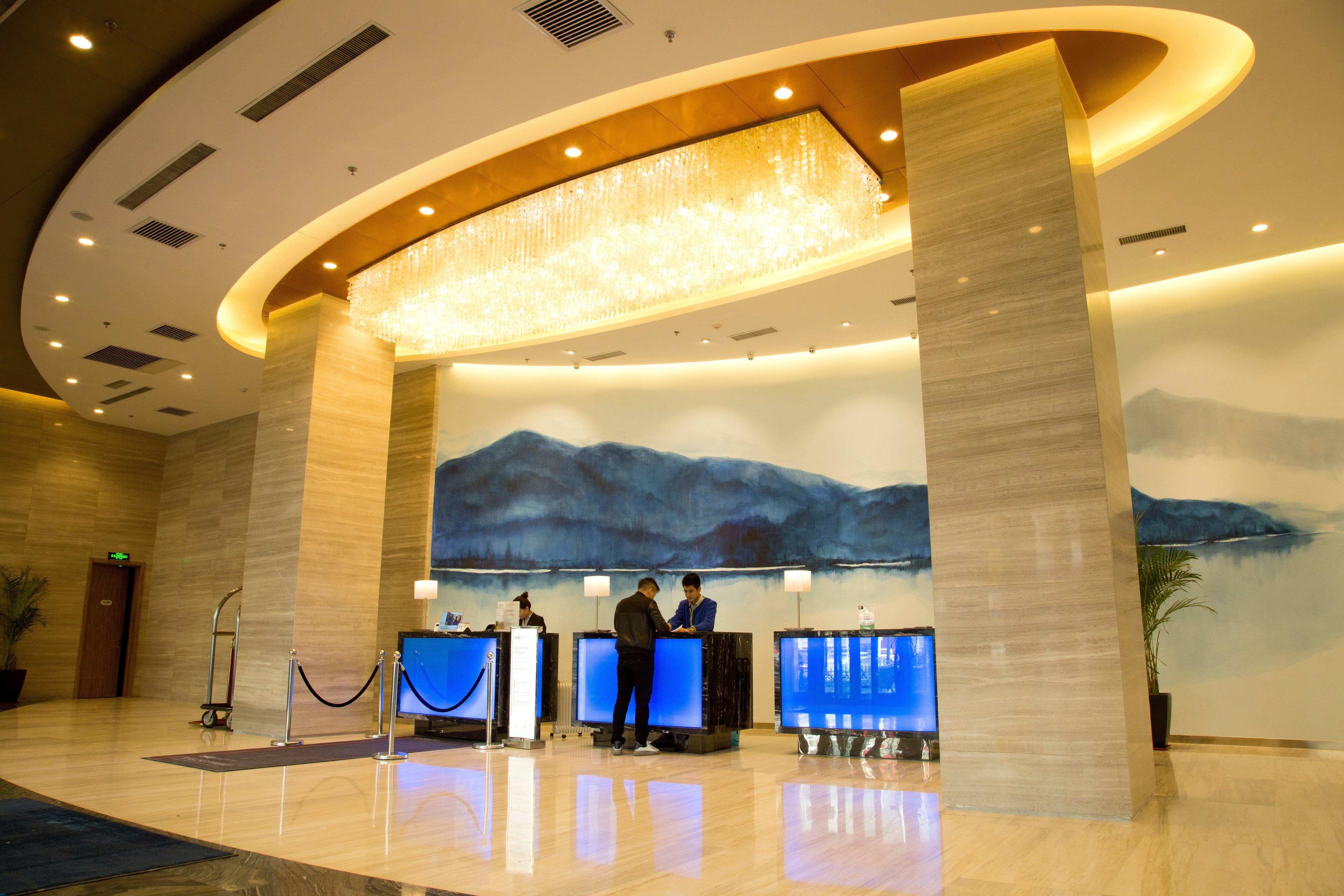 Holiday Inn Express Anshan Downtown By Ihg Екстер'єр фото