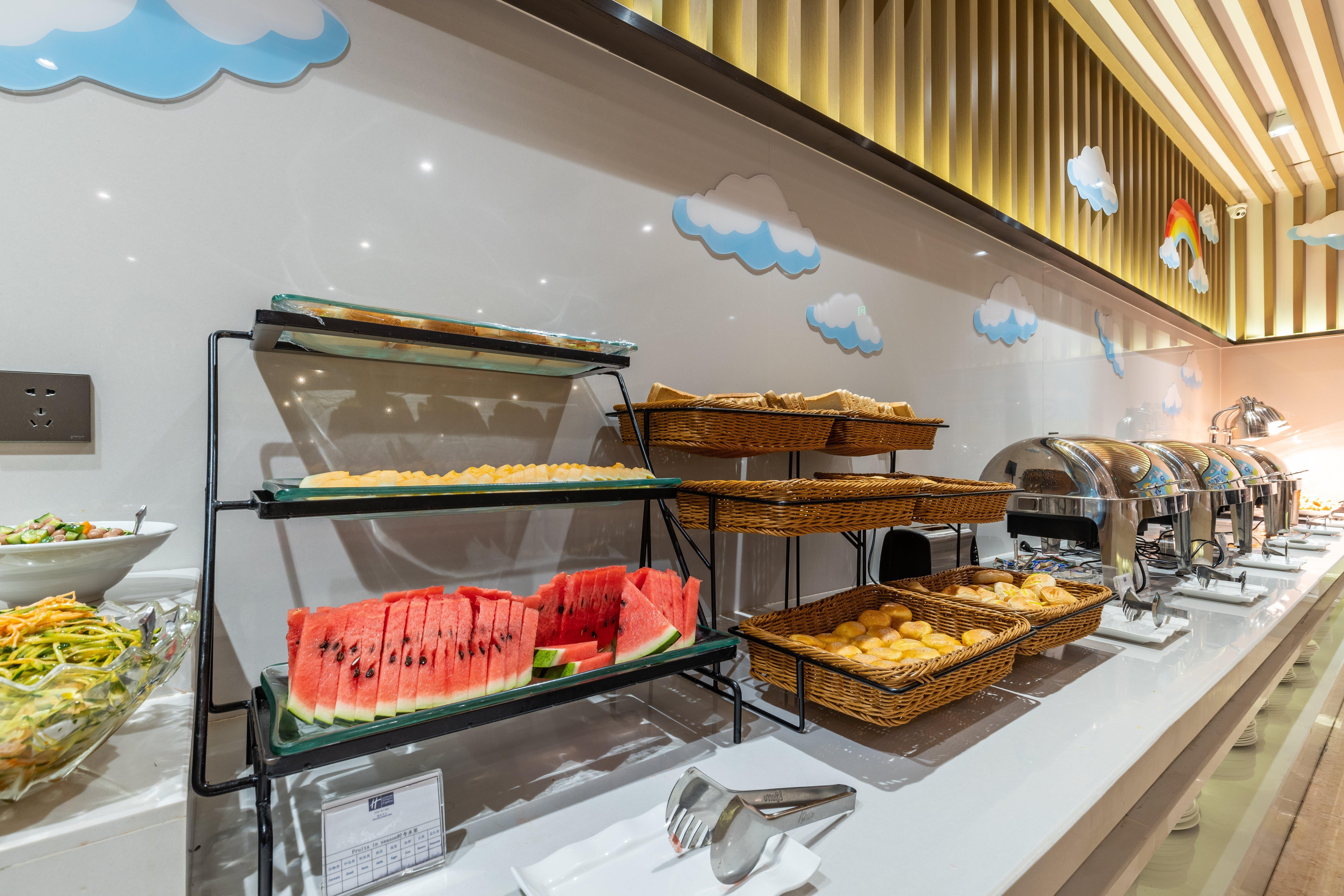 Holiday Inn Express Anshan Downtown By Ihg Екстер'єр фото